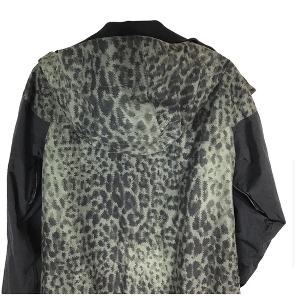 Green and Black Leopard Print ARMADA Ski / Snowboard Jacket - Picture 4 of 11